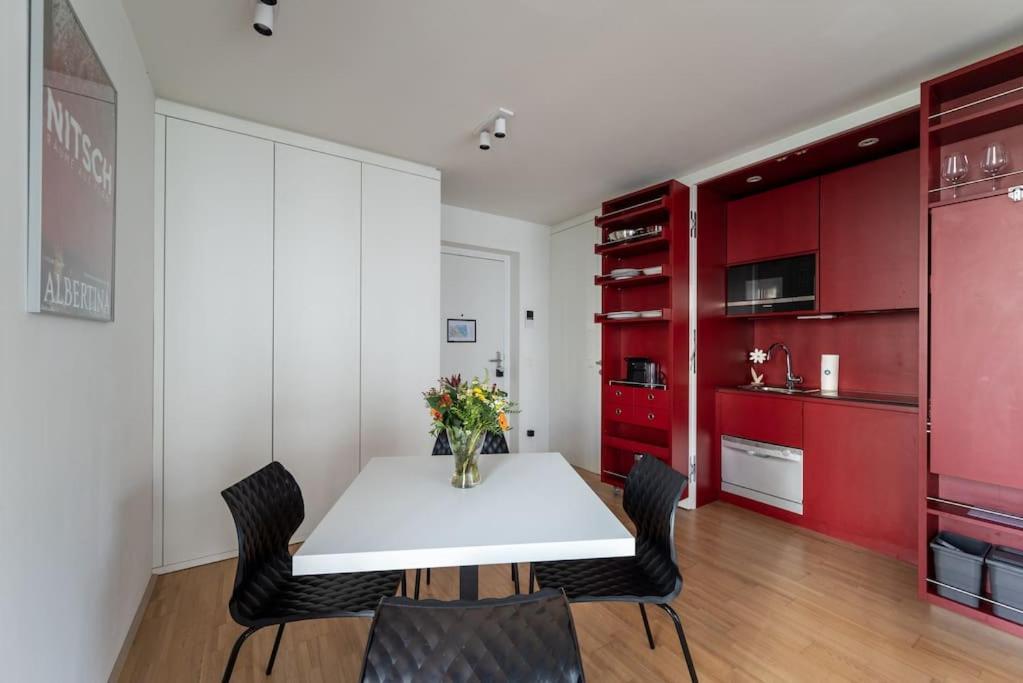Smart Studio With Terrace By Hm Viena Exterior foto